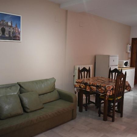 Apartamentos Alamare Séville Extérieur photo